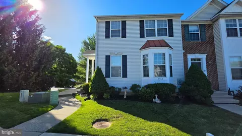 5132 Dartmoor Pl, Frederick, MD 21703