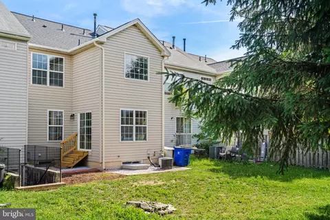 Exterior - 2063 Buell Dr, Frederick, MD 21702 photo 3 of 5