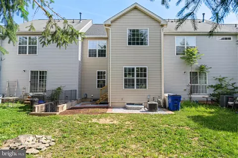 Exterior - 2063 Buell Dr, Frederick, MD 21702 photo 5 of 5