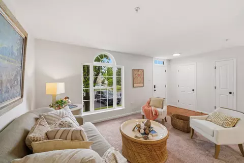 Living - 2063 Buell Dr, Frederick, MD 21702 photo 2 of 6
