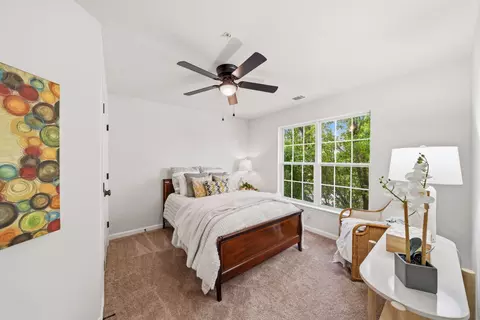 Bedroom - 2063 Buell Dr, Frederick, MD 21702 photo 4 of 6