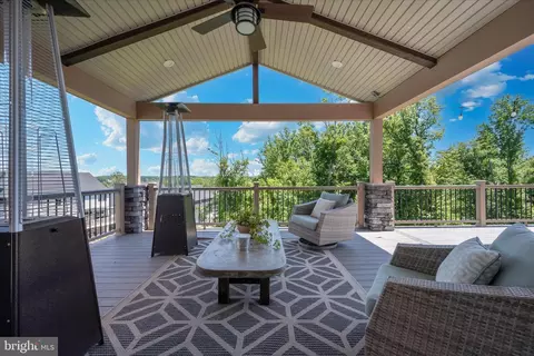 7031 Eaglehead Dr, New Market, MD 21774