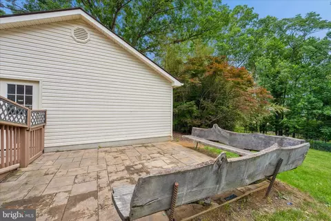 Exterior - 7052 Linganore Rd, Frederick, MD 21701 photo 12 of 22