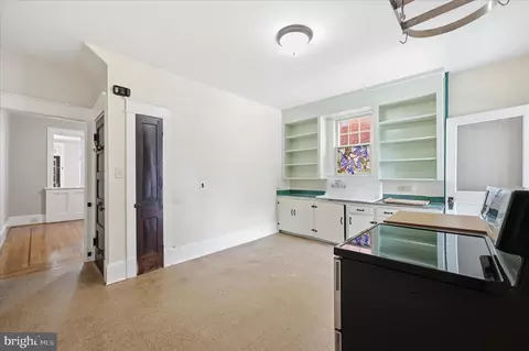 Entry Way - 315 W 7th St, Frederick, MD 21701 photo 2 of 3