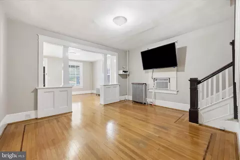 Living - 315 W 7th St, Frederick, MD 21701 photo 7 of 7