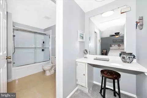 Bath - 6611 Haydown Ct, Frederick, MD 21703 photo 2 of 3
