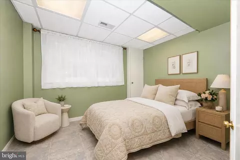 Bedroom - 6611 Haydown Ct, Frederick, MD 21703 photo 4 of 4