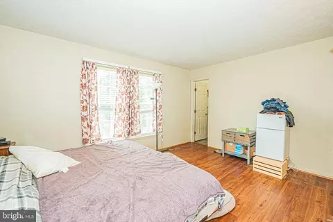 Bedroom - 502 Teal Ct, Frederick, MD 21703 photo 3 of 9