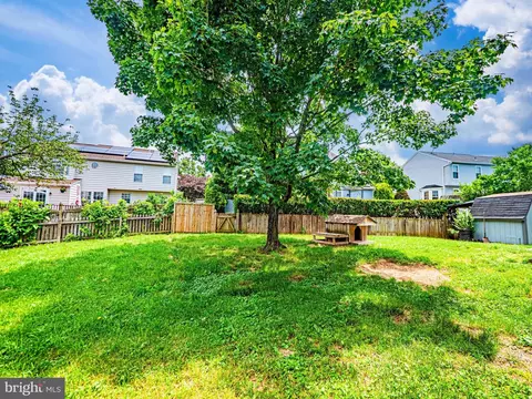 Exterior - 502 Teal Ct, Frederick, MD 21703 photo 8 of 8