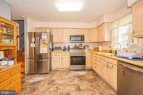Kitchen - 502 Teal Ct, Frederick, MD 21703 photo 1 of 2