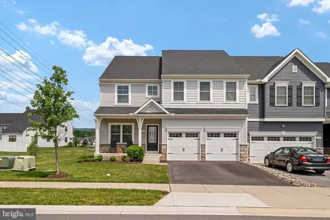 Exterior - 2767 Bluegrass Way, Frederick, MD 21702 photo 8 of 12