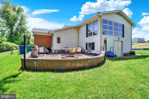 Exterior - 6742 Mount Phillip Rd, Frederick, MD 21703 photo 4 of 4