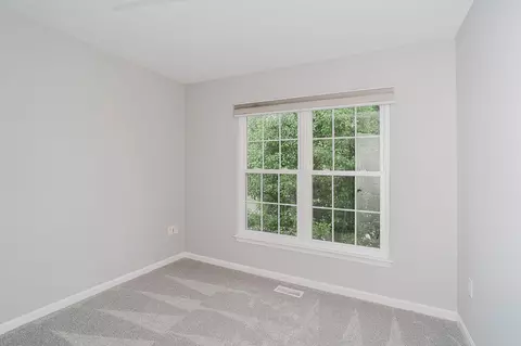 Bedroom - 5141 Mclauren Ln, Frederick, MD 21703 photo 6 of 11