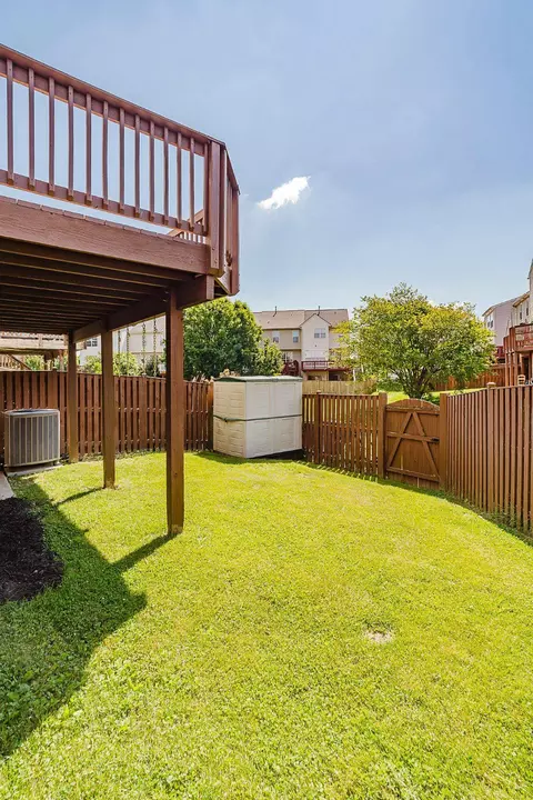 Exterior - 5141 Mclauren Ln, Frederick, MD 21703 photo 4 of 9