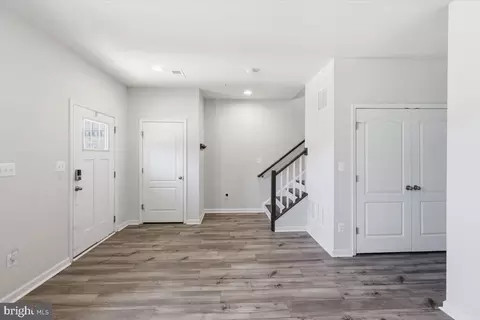 Entry Way - 1833 Clancy Ave, Frederick, MD 21702 photo 15 of 17