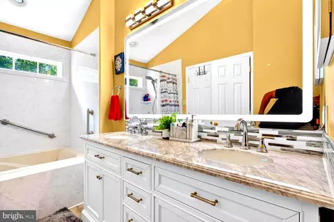 Bath - 2083 Buell Dr, Frederick, MD 21702 photo 1 of 3