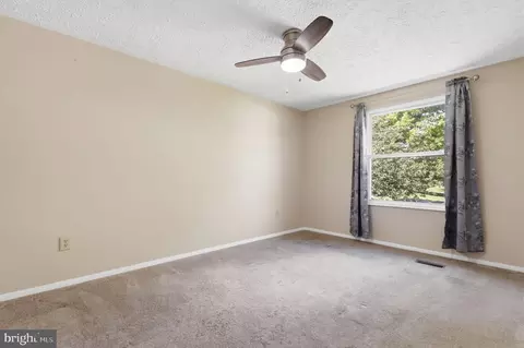 Bedroom - 5690 Pebble Dr, Frederick, MD 21703 photo 4 of 9