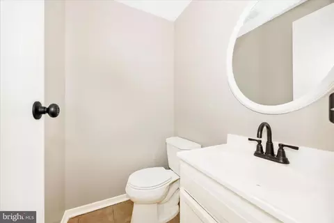 Entry Way - 1201 Conewago Dr, Frederick, MD 21702 photo 2 of 3