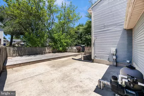 Exterior - 1201 Conewago Dr, Frederick, MD 21702 photo 10 of 14