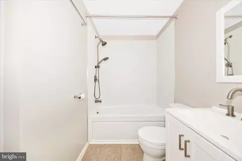 Bath - 1201 Conewago Dr, Frederick, MD 21702 photo 3 of 3