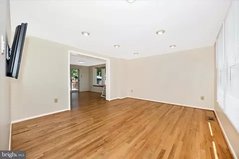 Living - 1201 Conewago Dr, Frederick, MD 21702 photo 4 of 9
