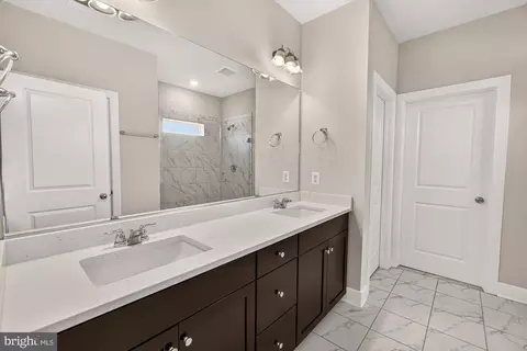 Entry Way - 1206 Lawler Dr, Frederick, MD 21702 photo 2 of 5