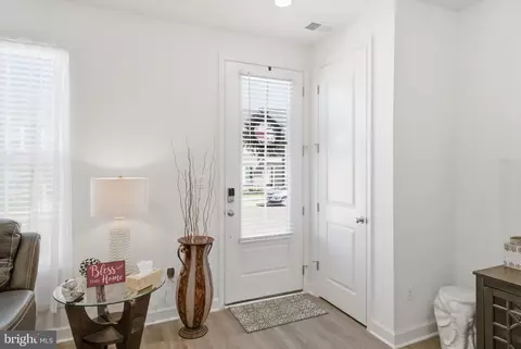 Entry Way - 761 Elevation Rd, Frederick, MD 21702 photo 2 of 13