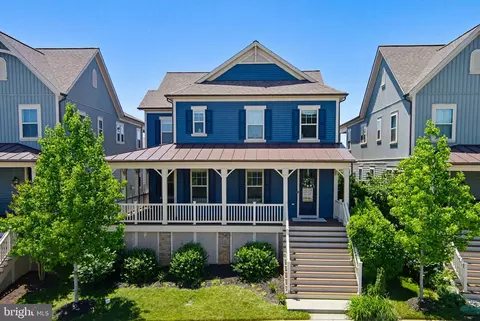 8693 Satinwood Dr, Frederick, MD 21704
