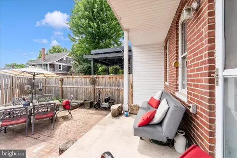 Exterior - 276 W 5th St, Frederick, MD 21701 photo 6 of 11