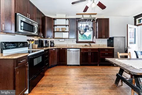 Kitchen - 276 W 5th St, Frederick, MD 21701 photo 2 of 5