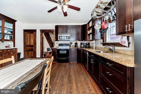 Kitchen - 276 W 5th St, Frederick, MD 21701 photo 4 of 5