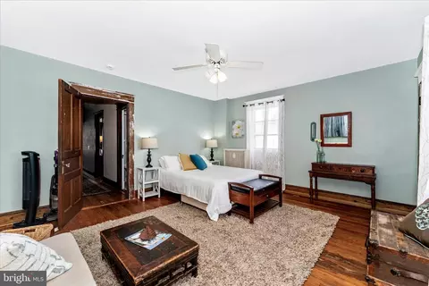 Bedroom - 276 W 5th St, Frederick, MD 21701 photo 1 of 12