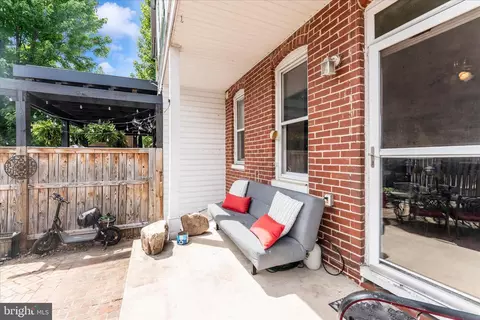 Exterior - 276 W 5th St, Frederick, MD 21701 photo 7 of 11