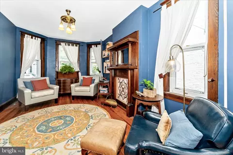 Living - 276 W 5th St, Frederick, MD 21701 photo 1 of 4
