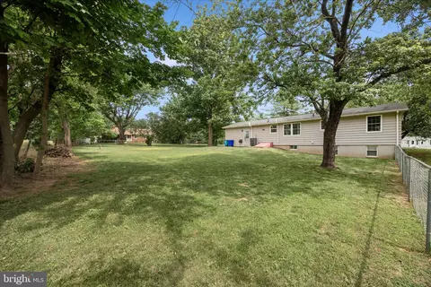 Exterior - 6901 Trout Ln, Frederick, MD 21702 photo 7 of 16