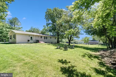 Exterior - 6901 Trout Ln, Frederick, MD 21702 photo 12 of 16