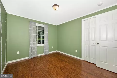 Bedroom - 6901 Trout Ln, Frederick, MD 21702 photo 3 of 3