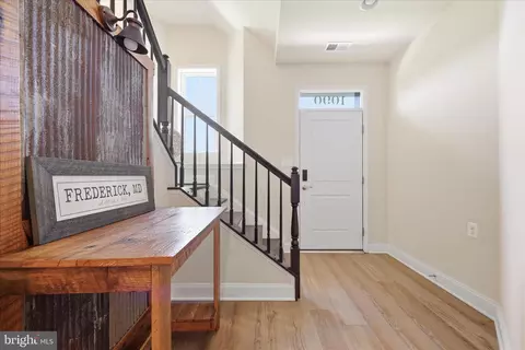 Entry Way - 1090 Holden Rd, Frederick, MD 21701 photo 1 of 16