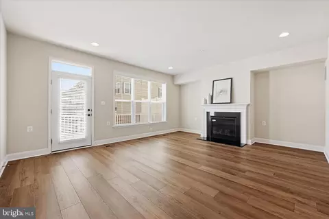 Living - 1090 Holden Rd, Frederick, MD 21701 photo 1 of 3