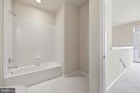 Entry Way - 1090 Holden Rd, Frederick, MD 21701 photo 13 of 16