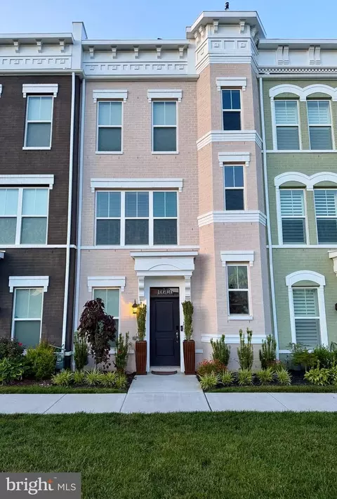 1090 Holden Rd, Frederick, MD 21701