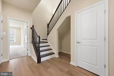 Entry Way - 1090 Holden Rd, Frederick, MD 21701 photo 11 of 16