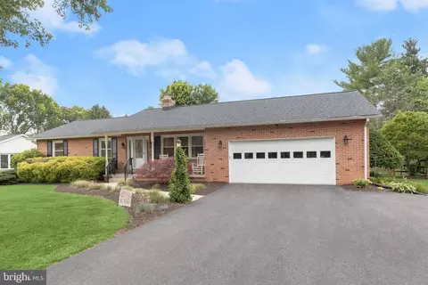 Exterior - 6806 Falstone Dr, Frederick, MD 21702 photo 14 of 15