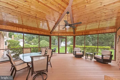 Exterior - 6806 Falstone Dr, Frederick, MD 21702 photo 3 of 15