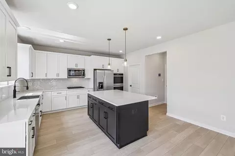 1100 Reagans Rd, Frederick, MD 21702