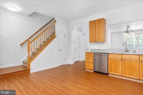 Entry Way - 6584 Duncan Pl, Frederick, MD 21703 photo 2 of 5