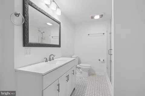 Bath - 8323 Sharon Dr, Frederick, MD 21704 photo 2 of 3
