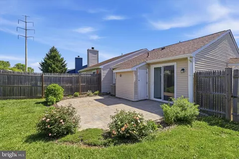 Exterior - 819 Chadwick Cir, Frederick, MD 21701 photo 3 of 7
