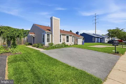 819 Chadwick Cir, Frederick, MD 21701