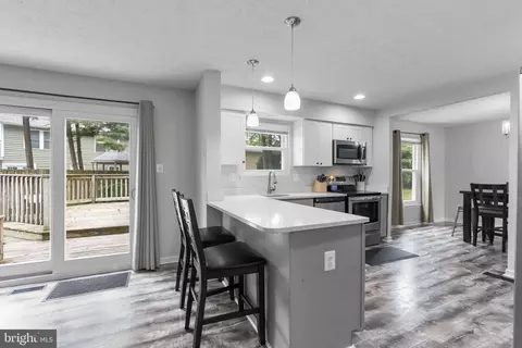 Kitchen - 1412 Rollinghouse Dr, Frederick, MD 21703 photo 4 of 6